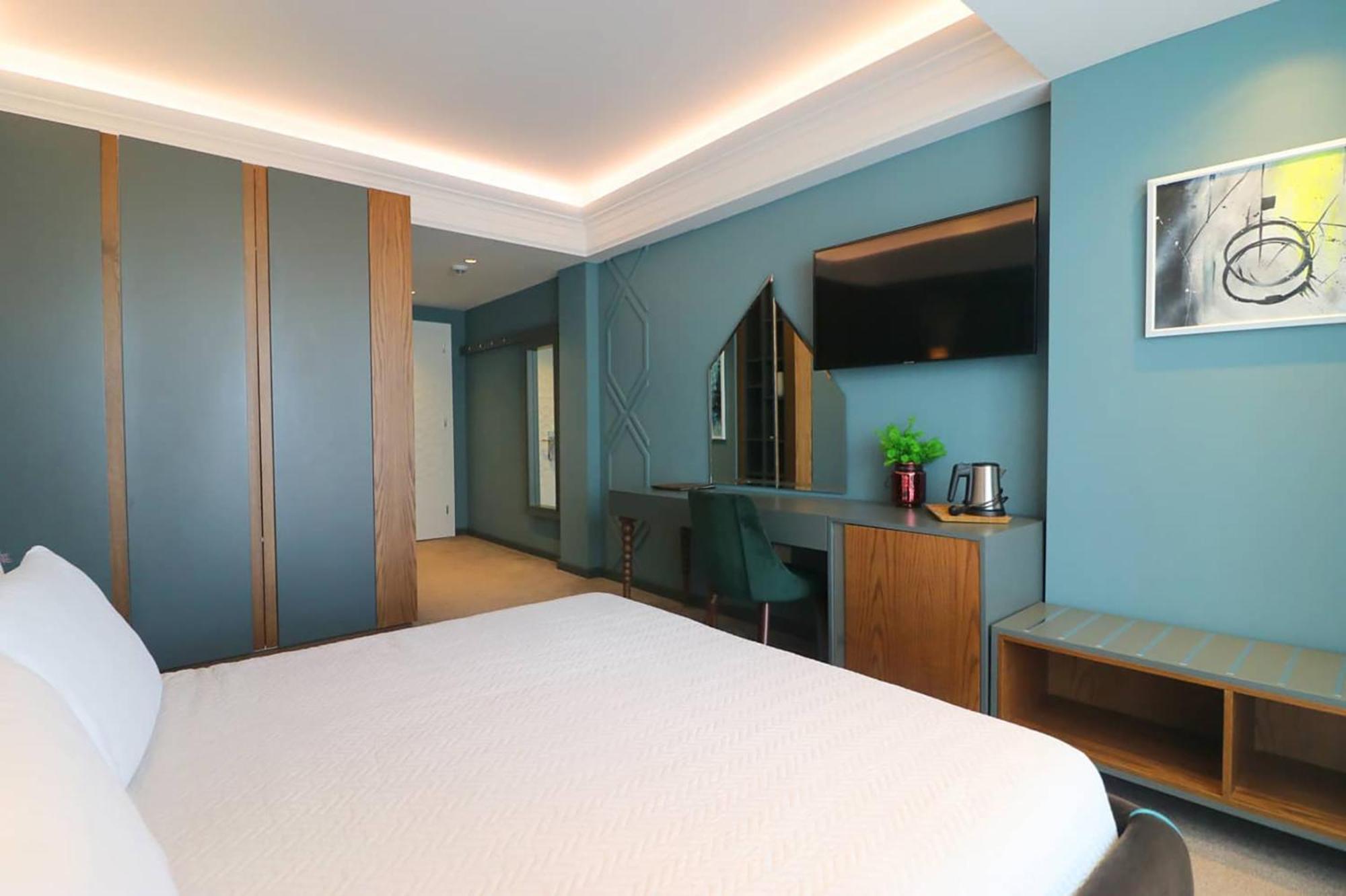 Hotel Porta Kavalja Golem (Tirana)