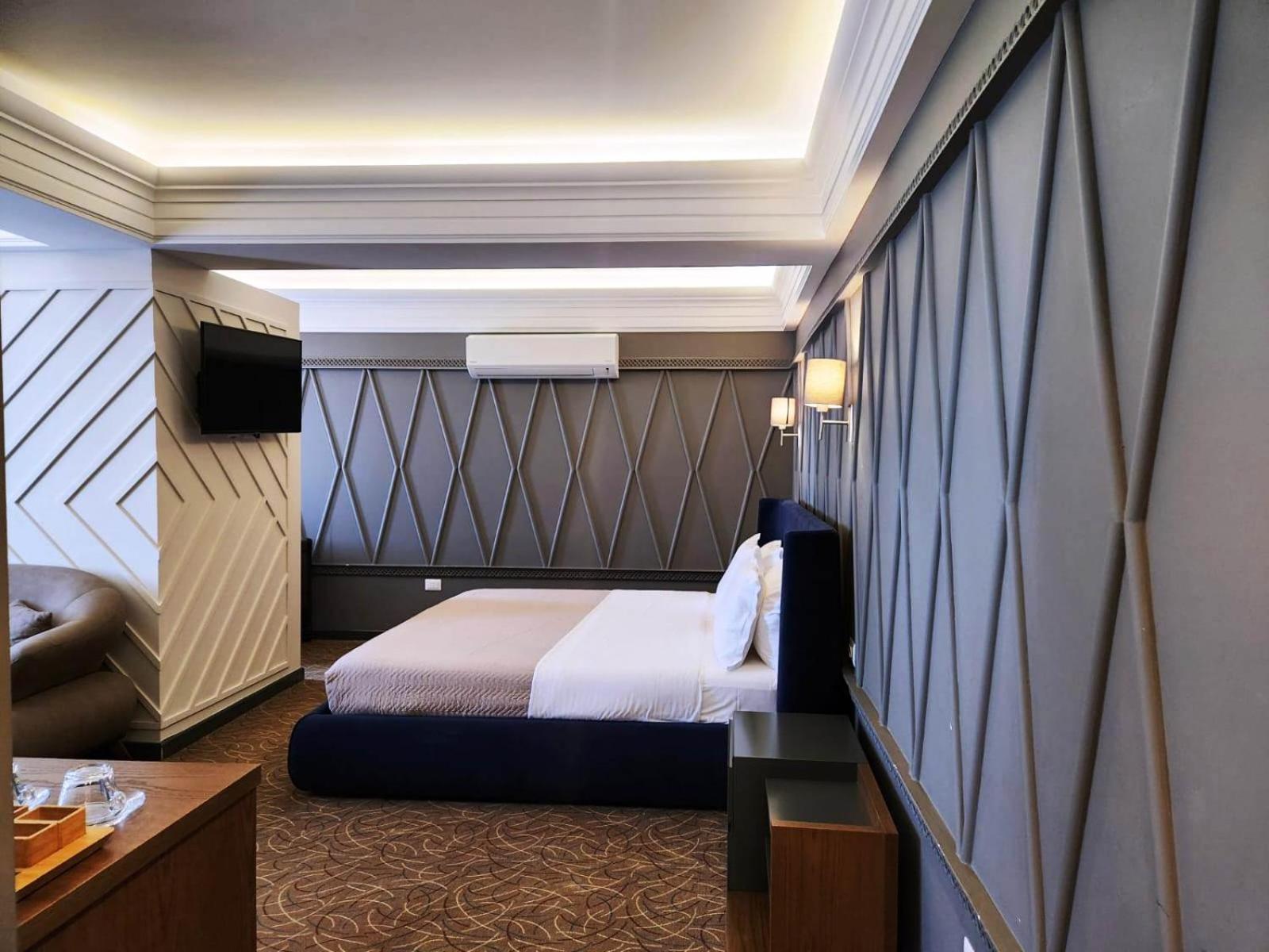 Hotel Porta Kavalja Golem (Tirana)