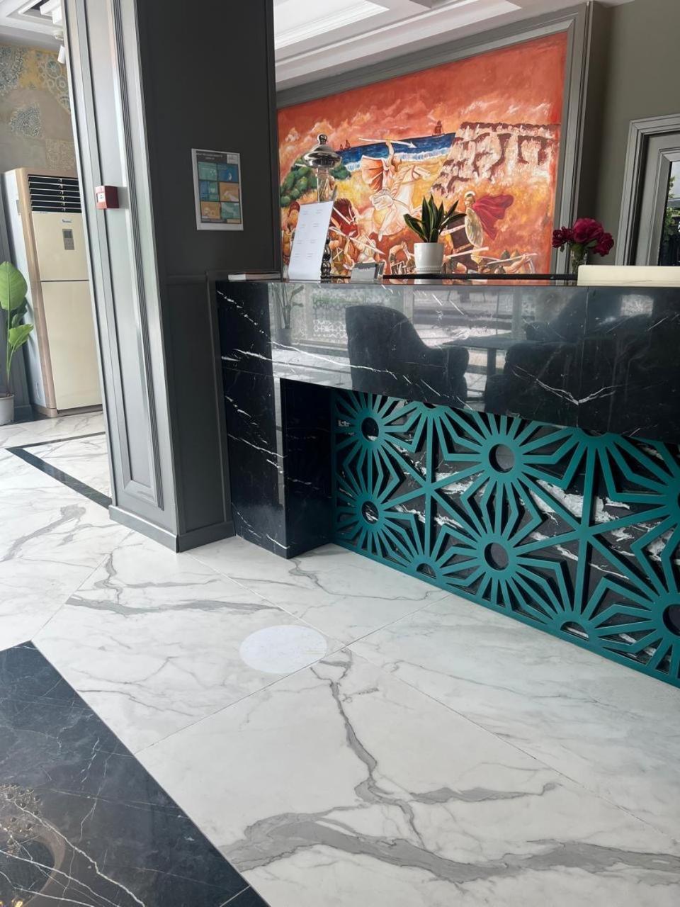 Porta Kavalja Hotel 4*