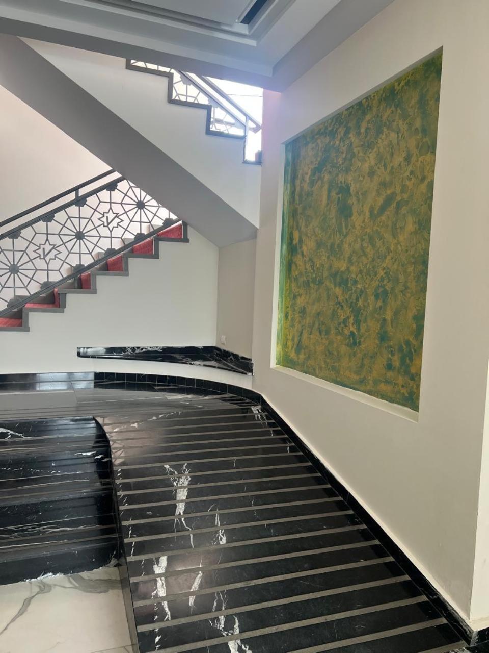 Porta Kavalja 4* Golem (Tirana)