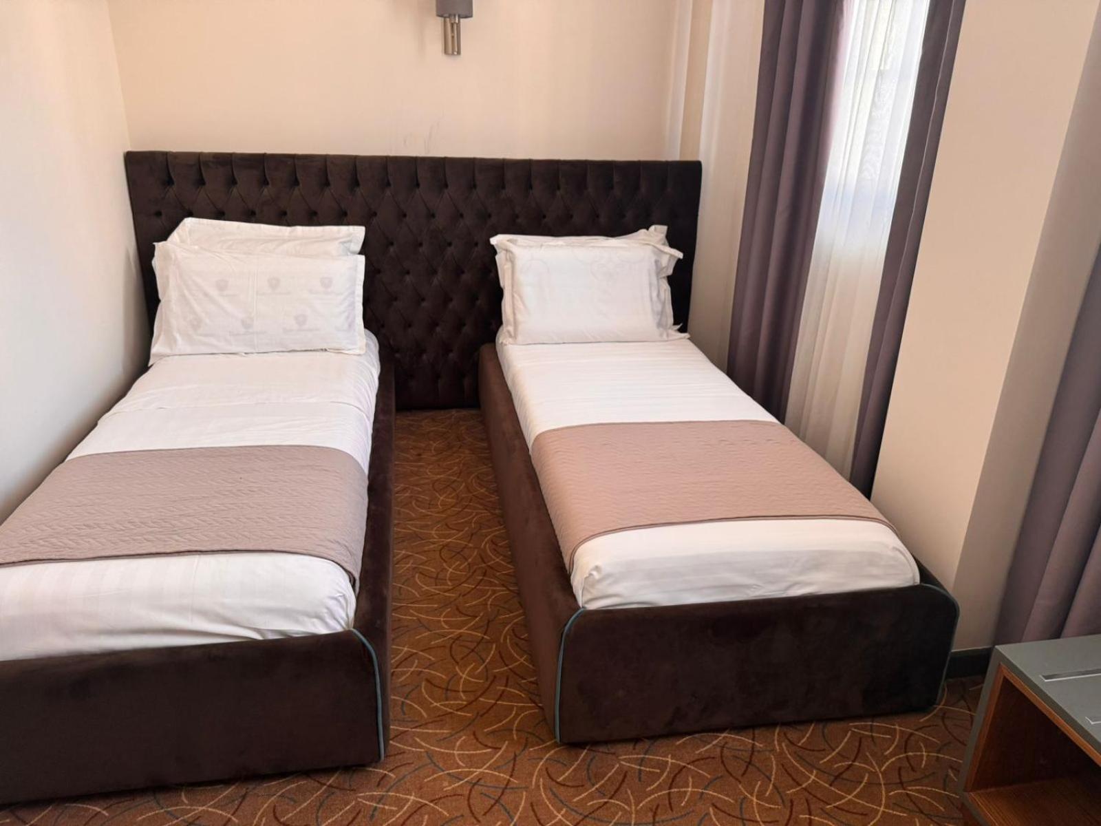 Hotel Porta Kavalja